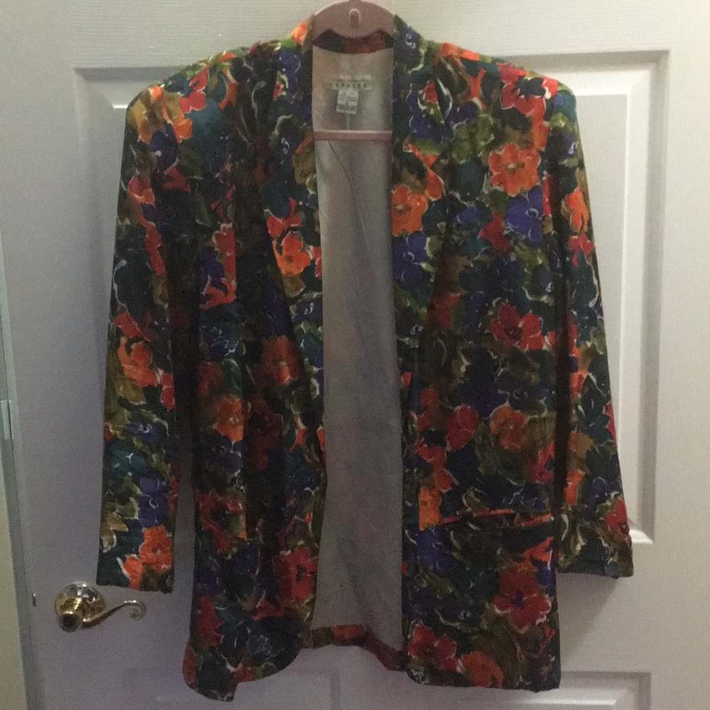 Vintage Floral Blazer